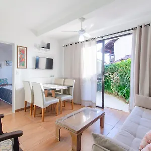  Apartamento Apartamento pé na areia em condomínio com piscina N1298